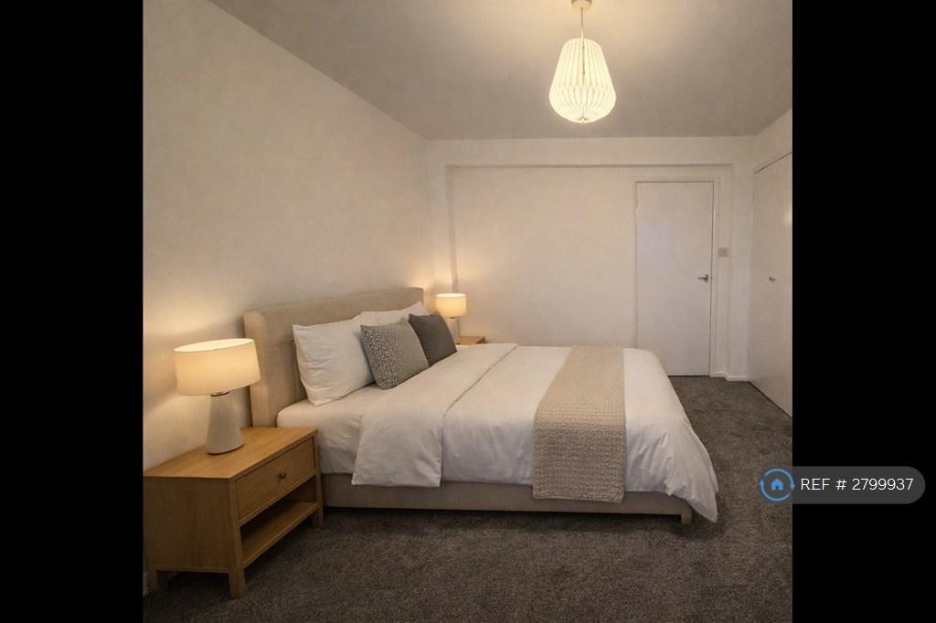 Bedroom 1 - Example Layout (Illustrative)