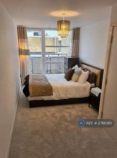 2 bedroom flat to rent, Isaac Way, London, SE1