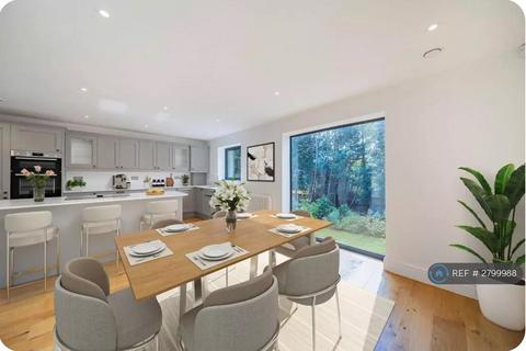 undefined, Crowborough Hill, Crowborough, TN6