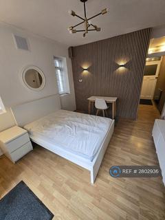 1 bedroom flat to rent, St. Helens Gardens, London, W10