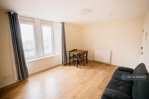 2 bedroom flat to rent, Peddie St, Dundee, DD1