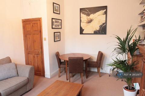 1 bedroom flat to rent, Alfred Road, London, W3