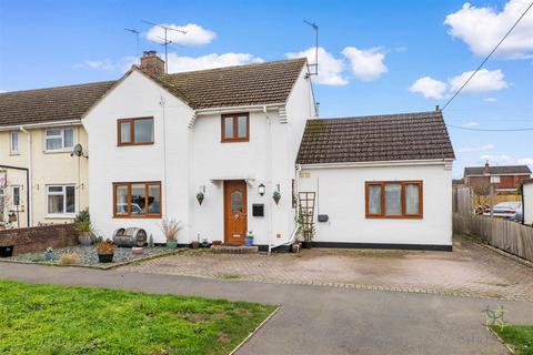4 bedroom end of terrace house for sale - St. Milburgh Close, Evesham WR11