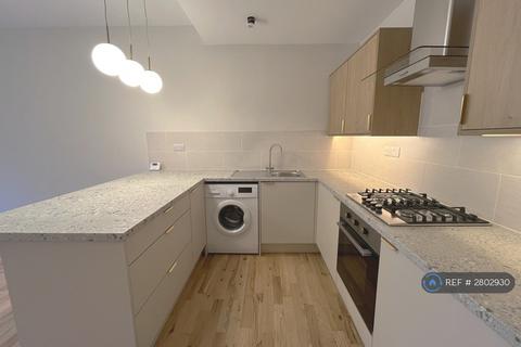 2 bedroom flat to rent, Greenbank Drive, Liverpool, L17
