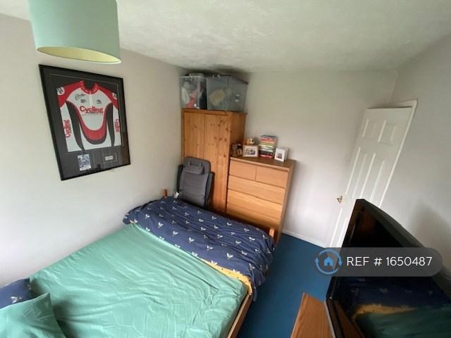 Bedroom 3 10'2 x 8'3