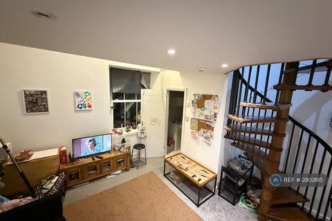 undefined, Oakfield Street, Cardiff, CF24