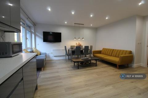 2 bedroom flat to rent, Beauchamp House, Coventry, CV1