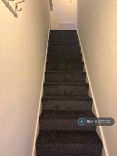 2 bedroom semi-detached house to rent, Savage Rd, Chatham, ME5