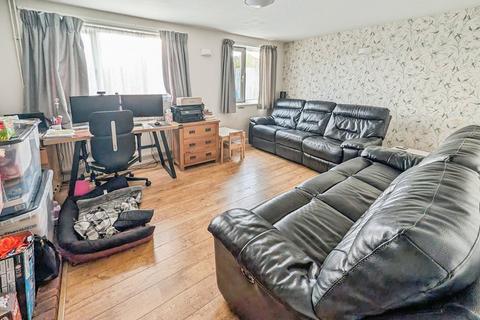 2 bedroom detached bungalow for sale, School Hill, Blaxhall, Woodbridge