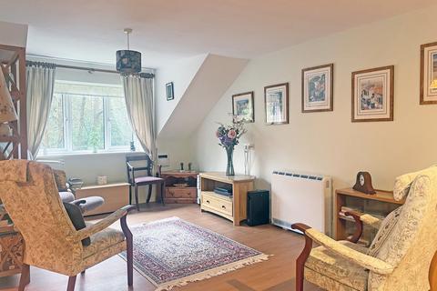 2 bedroom apartment for sale, Priory Court, Wellington TA21