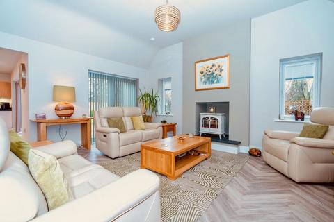 3 bedroom detached bungalow for sale, 2 The Old Orchards, Dunston, Lincoln