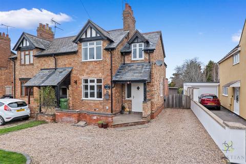 undefined, Bretforton Road, Evesham WR11