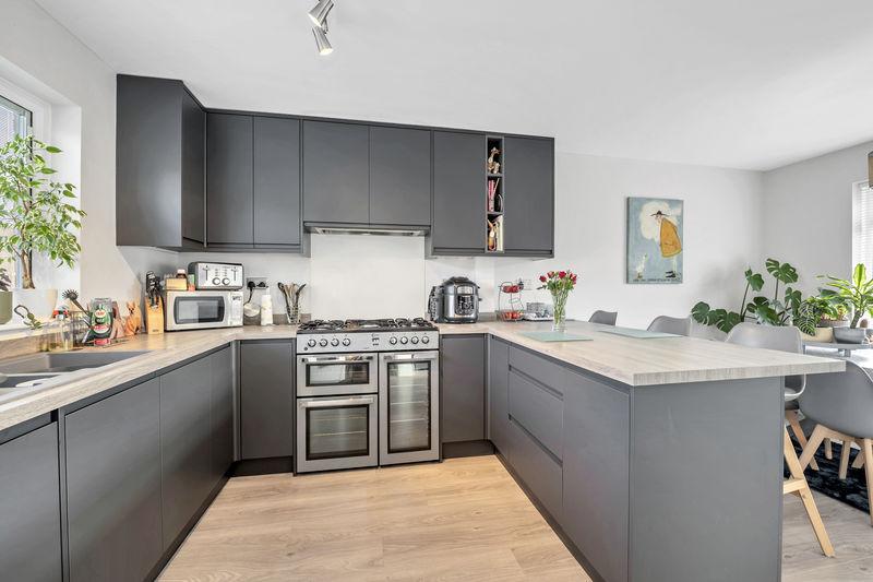 Kitchen/Breakfast