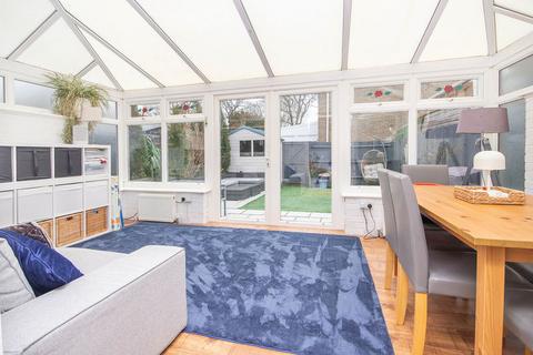 3 bedroom terraced house for sale, Melrose Court, Calmore