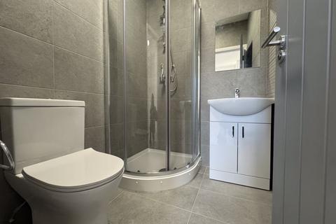 1 bedroom property to rent, Room 2, Otterfield Road, West Drayton, UB7