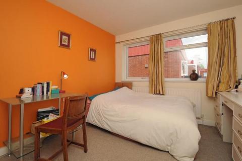 undefined, Grange Gardens, Southgate, London, N14