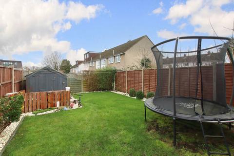 3 bedroom terraced house for sale, Brickmakers lane, Hemel Hempstead