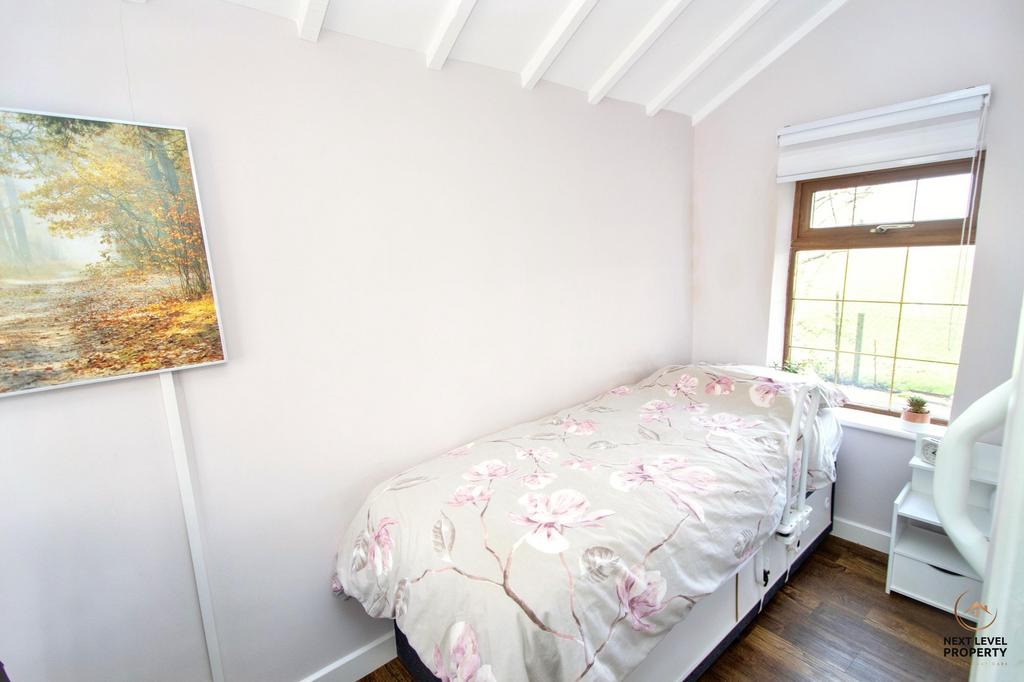 Office/Bedroom 3