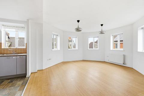 2 bedroom apartment for sale, Dunnock Court, Norwich NR8