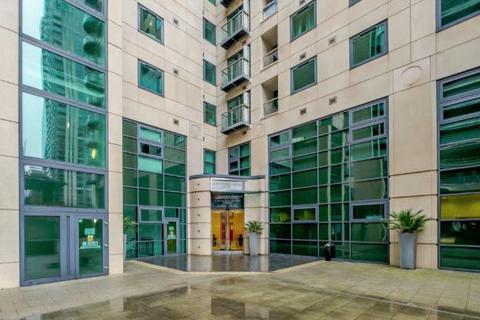 undefined, Discovery Dock East Tower, 2 South Quay Square, South Quay, Canary Wharf, London, E14 9RU