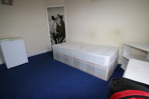 House share to rent, Bulstrode Road, HOUNSLOW, Greater London, TW3