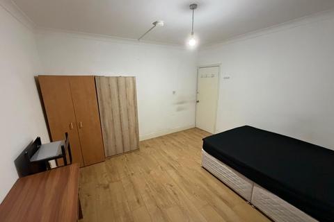 House share to rent, Bulstrode Road, HOUNSLOW, Greater London, TW3