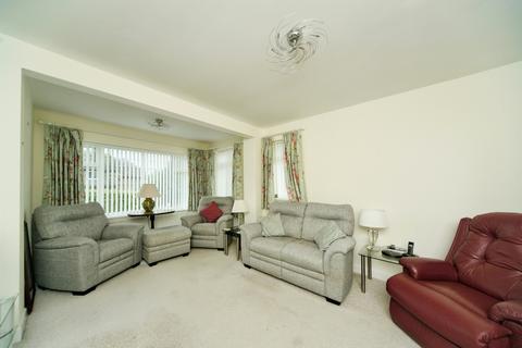 4 bedroom bungalow for sale, Maple Avenue, Bexhill-On-Sea