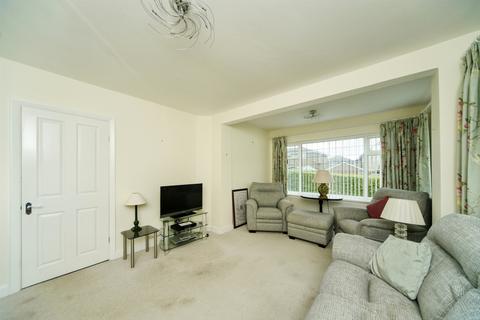 4 bedroom bungalow for sale, Maple Avenue, Bexhill-On-Sea