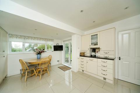 4 bedroom bungalow for sale, Maple Avenue, Bexhill-On-Sea
