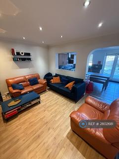 5 bedroom semi-detached house to rent, Mitchell Avenue, Coventry, CV4