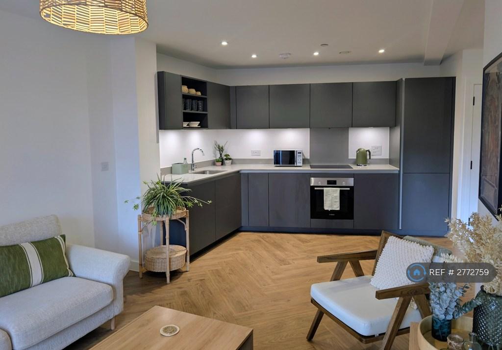 High Spec German Fitted Kitchen