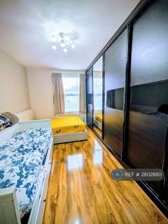 2 bedroom maisonette to rent, Radnor Road, Harrow, HA1