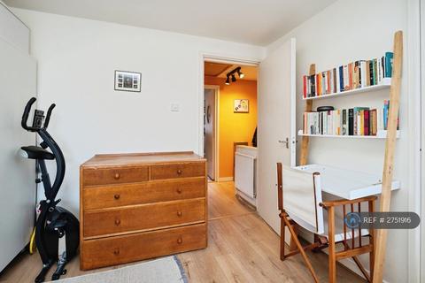 undefined, Shrubland Road, London, E8