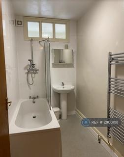 3 bedroom flat to rent, Milton Road, Southampton, SO15