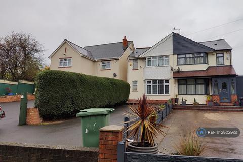2 bedroom semi-detached house to rent, Tansey Green Road, Brierley Hill, DY5