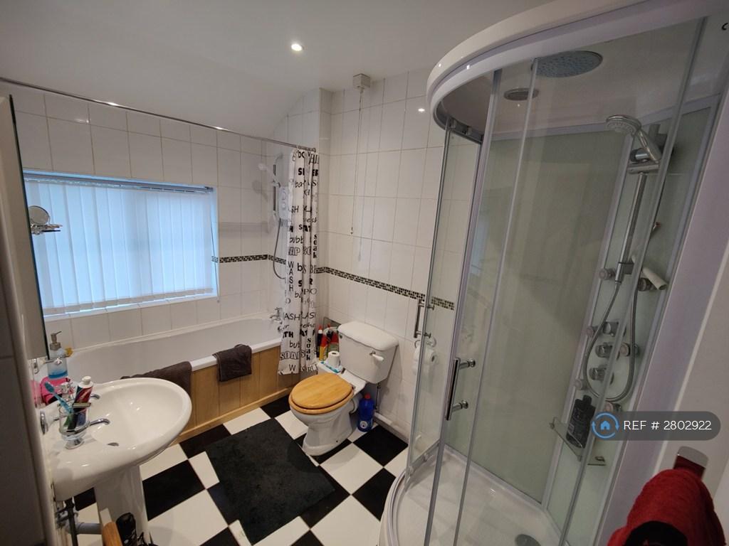 Upstairs Bathroom