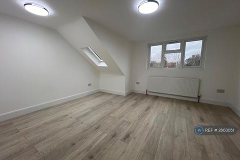 3 bedroom maisonette to rent, Crown Street, Reading, RG1