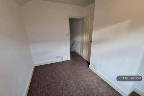 3 bedroom terraced house to rent, Digby Street, Kettering, NN16