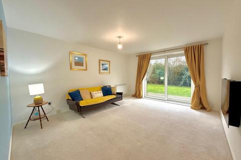 undefined, Wroughton, Swindon SN4