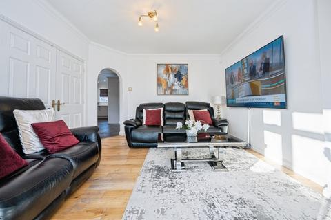 5 bedroom detached house for sale, Church View, Clapham, Bedford
