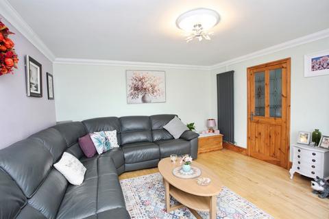 undefined, Pen-y-Dre, CAERPHILLY