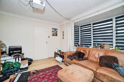 3 bedroom end of terrace house for sale, Kingsley Crescent, Alfreton DE55