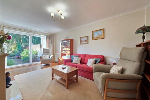 3 bedroom semi-detached bungalow for sale, Craigwell Avenue, Aylesbury