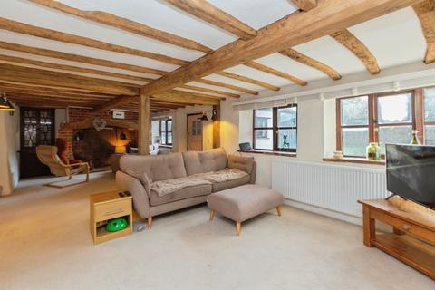 2 bedroom character property for sale, Bishopstone, Aylesbury
