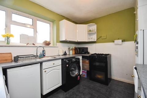 2 bedroom apartment for sale, Crow Green Road, Pilgrims Hatch, Brentwood