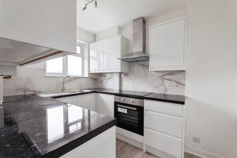 2 bedroom maisonette for sale, Blake Avenue, Barking