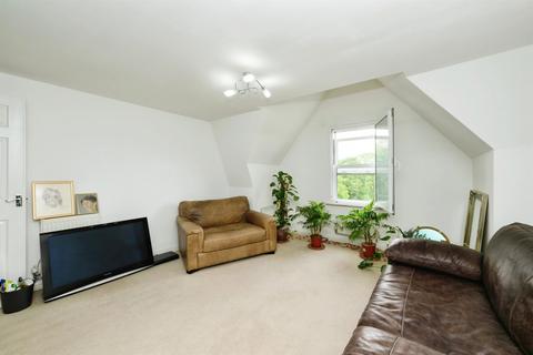 1 bedroom flat for sale, Highbridge Street, Waltham Abbey
