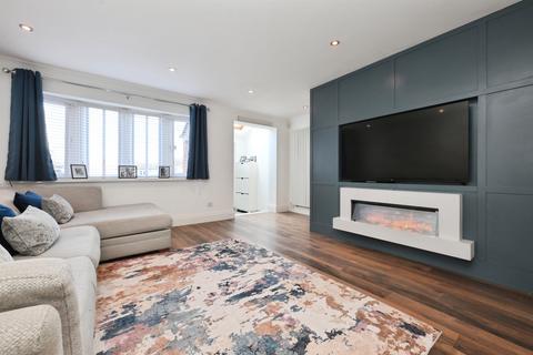 3 bedroom terraced house for sale, Barnard Acres, Nazeing, Waltham Abbey