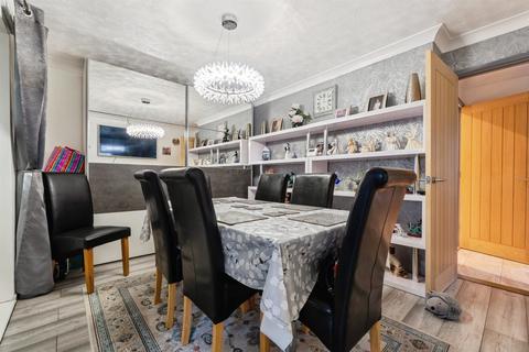 2 bedroom detached bungalow for sale, Nightingale Road, BRANDON
