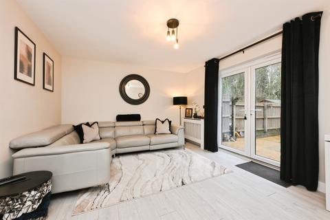 3 bedroom semi-detached house for sale, Highbridge Street, Waltham Abbey